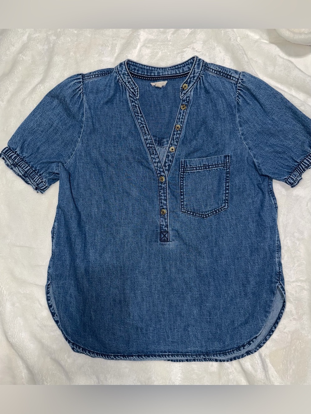 Pilcro Anthropology Aly Denim Puff-Sleeve Henley Blouse-S